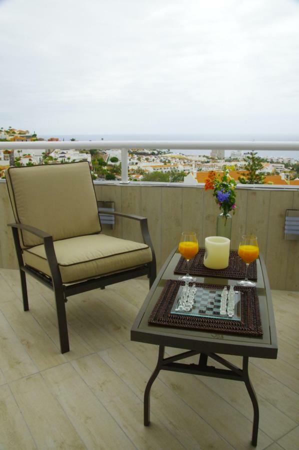 Sunny Apartment Colina Blanca 아데제 외부 사진
